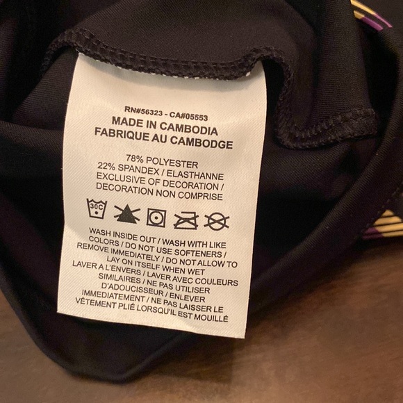 NWT NIKE Dri Fit Runway GX Women’s Vest Top Size Small - Picture 6 of 6